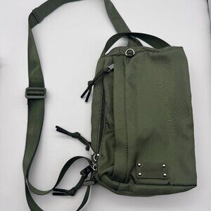 BearPaw Crossbody Sling  Bag with Multi-pockets and zippers